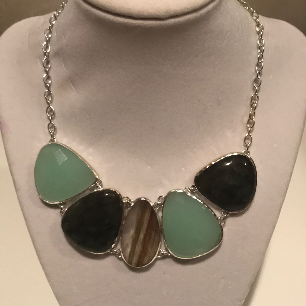 Perfect condition Stella Dot necklace